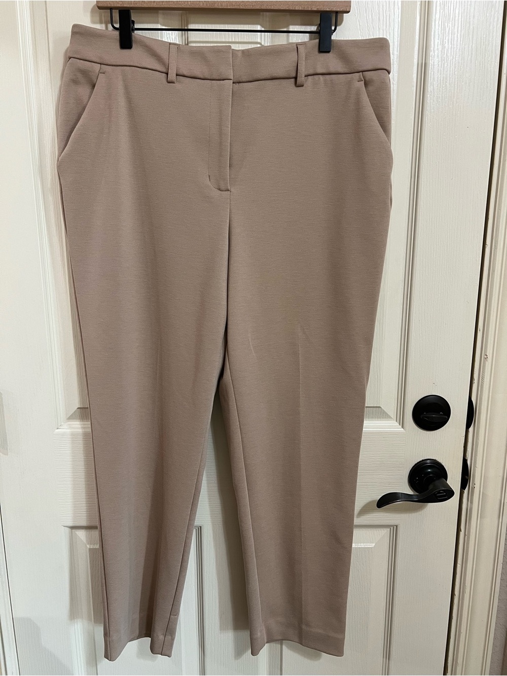 Simply Vera Vera Wang Straight-Leg Dress Pants in Taupe